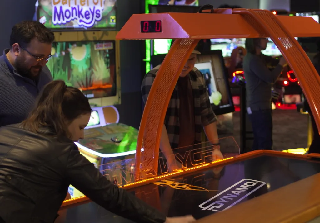 air hockey